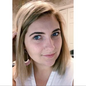 Meet your Posher, Stacie